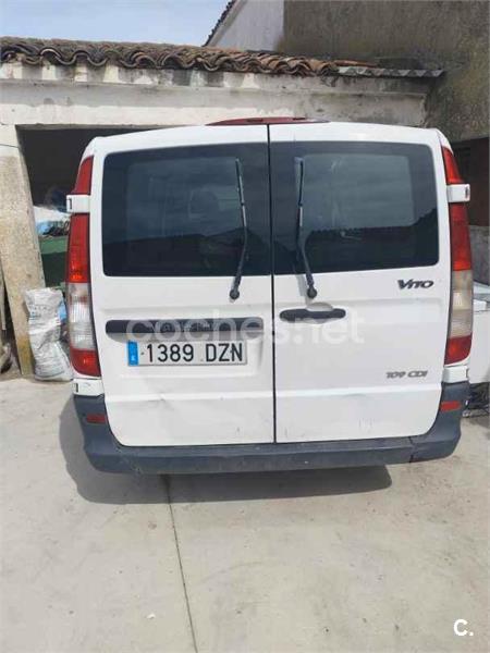 MERCEDES-BENZ Vito
