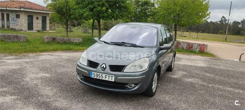 RENAULT Grand Scenic