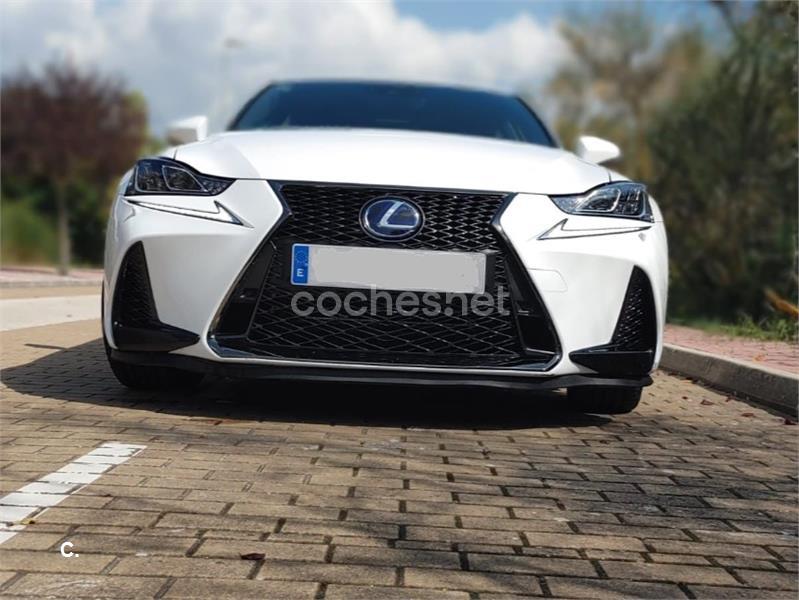 LEXUS IS 2.5 300h F Sport