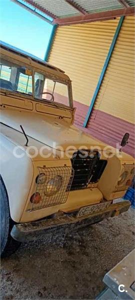 LAND-ROVER Defender