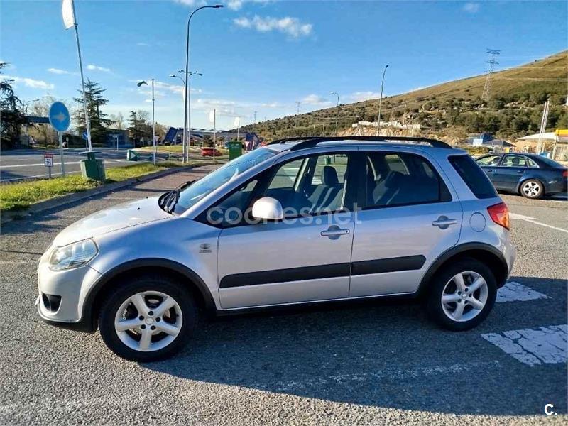 SUZUKI SX4