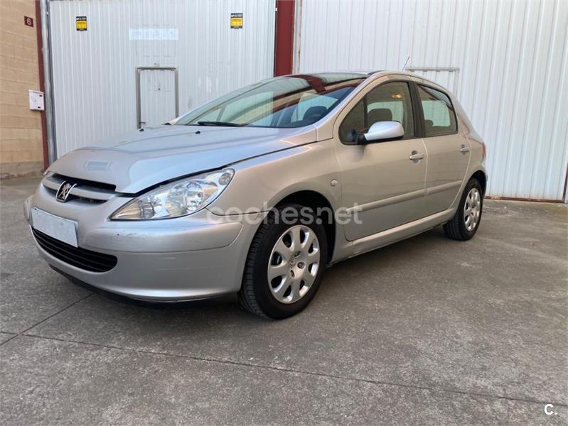 PEUGEOT 307