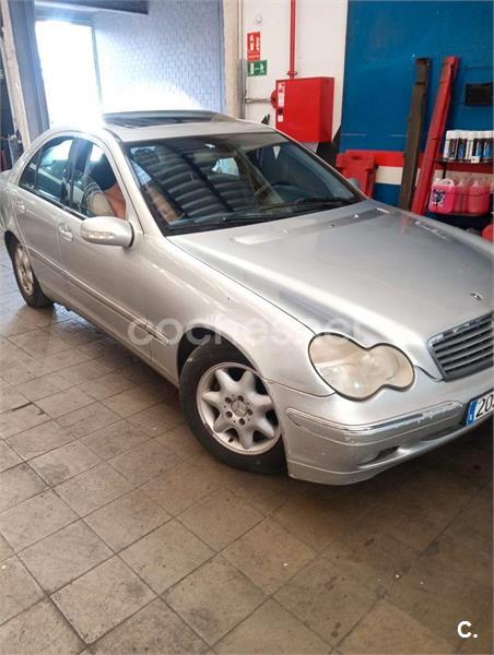MERCEDES-BENZ Clase C