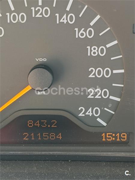 MERCEDES-BENZ Clase E E 240 ELEGANCE