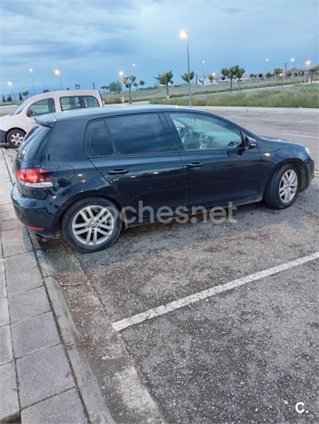 VOLKSWAGEN Golf 1.6 TDI DPF Sport