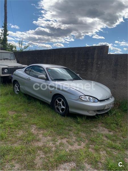 HYUNDAI Coupe