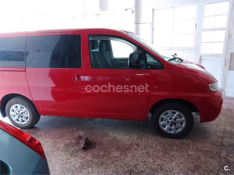 HYUNDAI H1