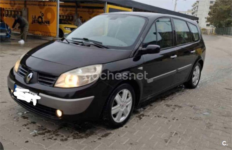 RENAULT Scenic