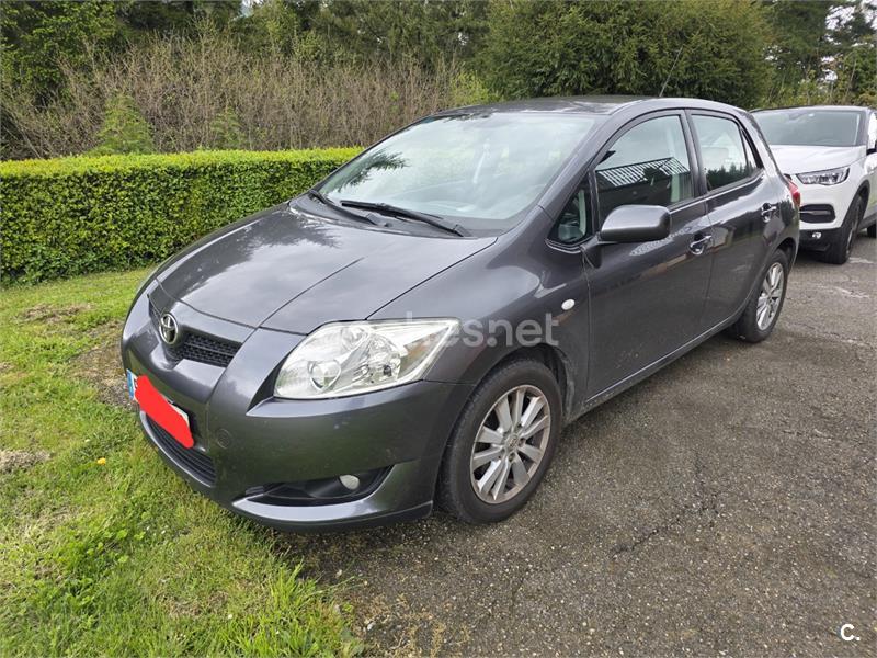 TOYOTA Auris 2.0 D4D Sol