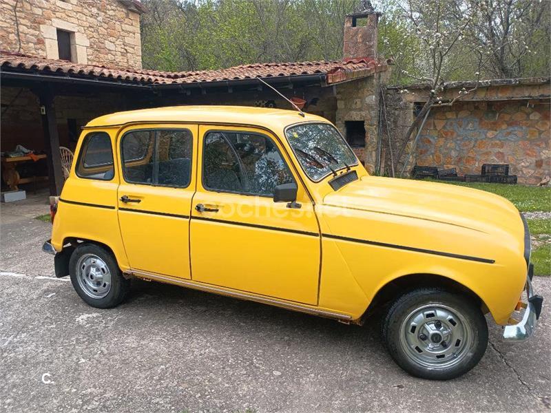 RENAULT R4