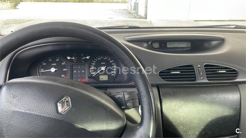 RENAULT Laguna AUTHENTIQUE 1.8 16V