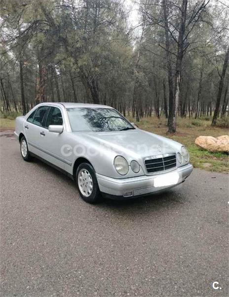 MERCEDES-BENZ Clase E