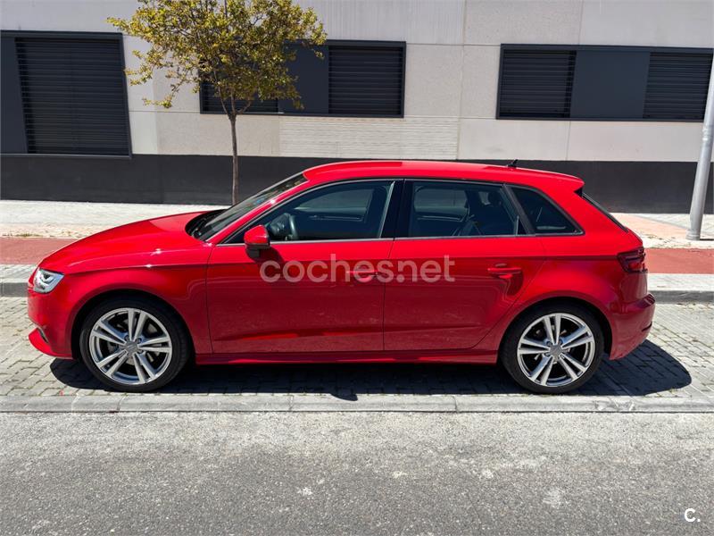 AUDI A3 Sportback Design 40 etron S tron