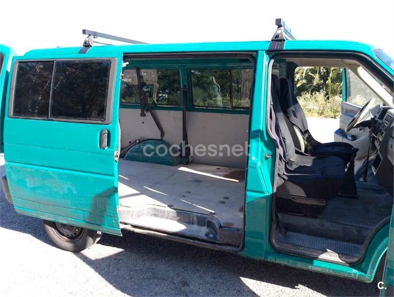 VOLKSWAGEN Transporter