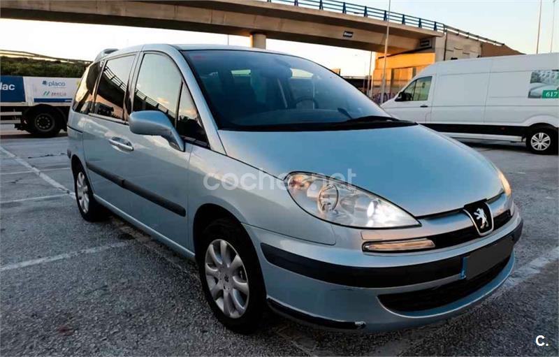 PEUGEOT 807