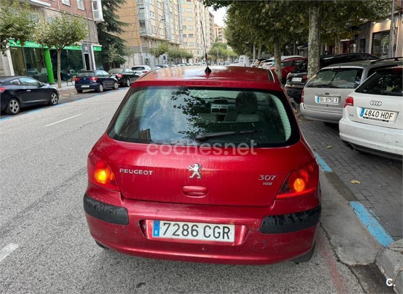 PEUGEOT 307