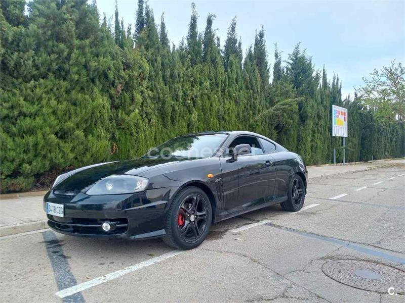 HYUNDAI Coupe
