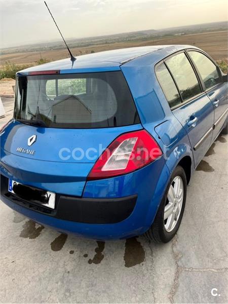 RENAULT Megane