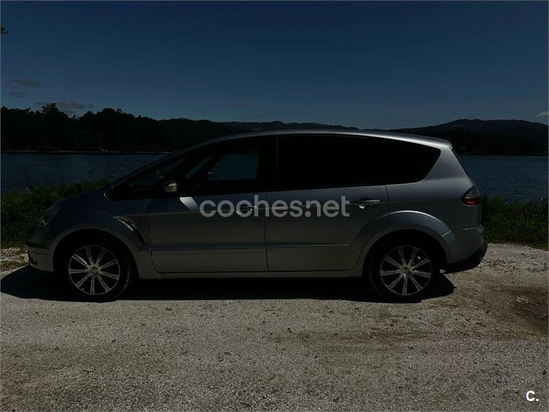 FORD SMAX
