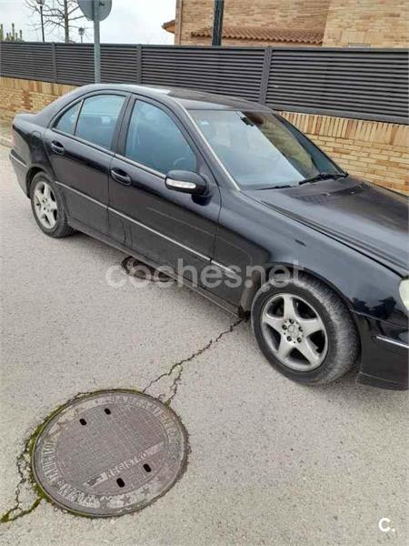 MERCEDES-BENZ Clase C