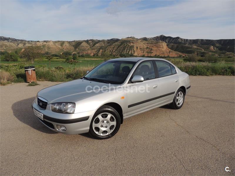 HYUNDAI Elantra 2.0 GLS