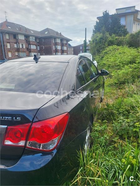 CHEVROLET Cruze 2.0 VCDi 16V LS 125 CV