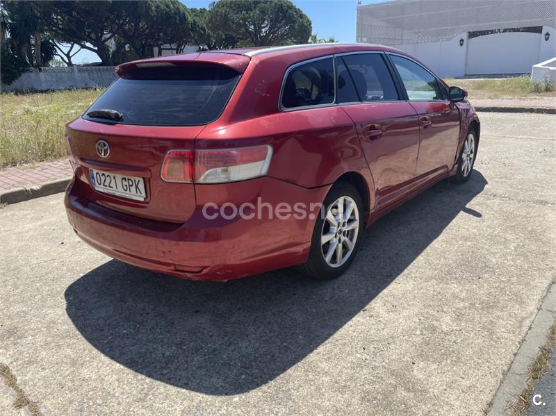 TOYOTA Avensis 2.2 D4D Autodrive S Executive Cross Sp.