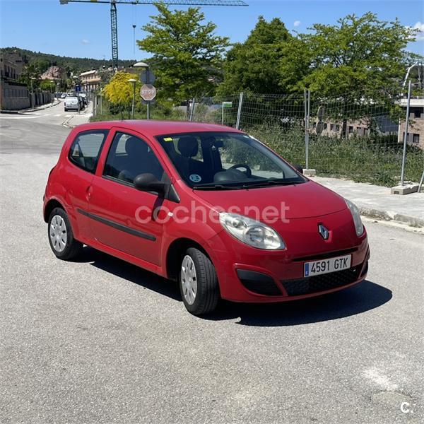 RENAULT Twingo Authentique 2010 1.2 75 eco2