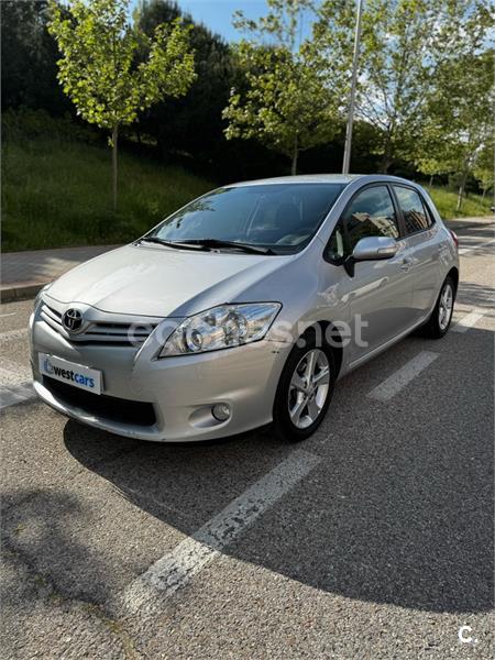 TOYOTA Auris 1.6 VVTi Advance