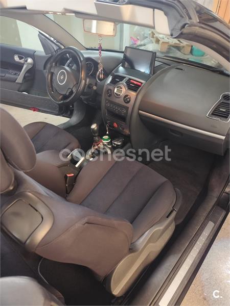 RENAULT Megane Coupecabr. Confort Dynamique 1.5dCi105