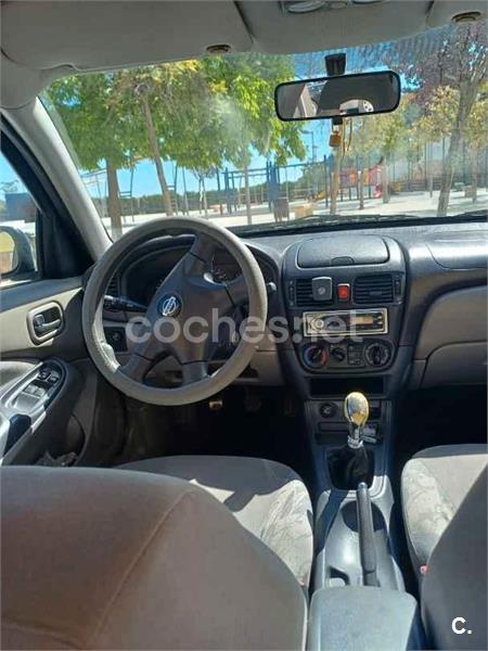 NISSAN Almera