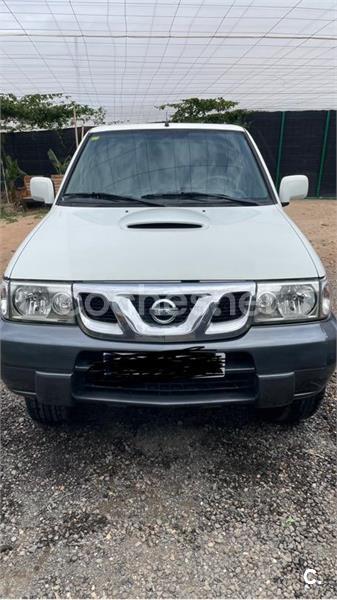 NISSAN Terrano