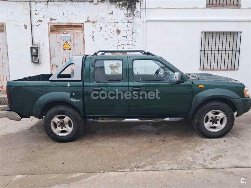 NISSAN NP300 Pick Up