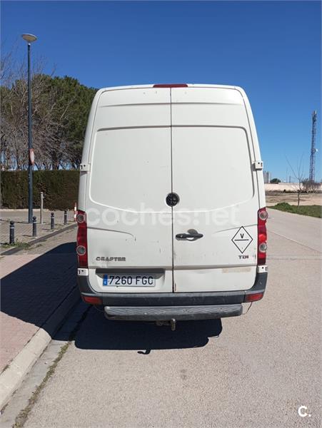 VOLKSWAGEN Crafter 35 2.5TDI 136 Largo