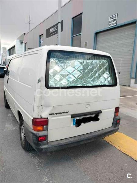 VOLKSWAGEN Transporter