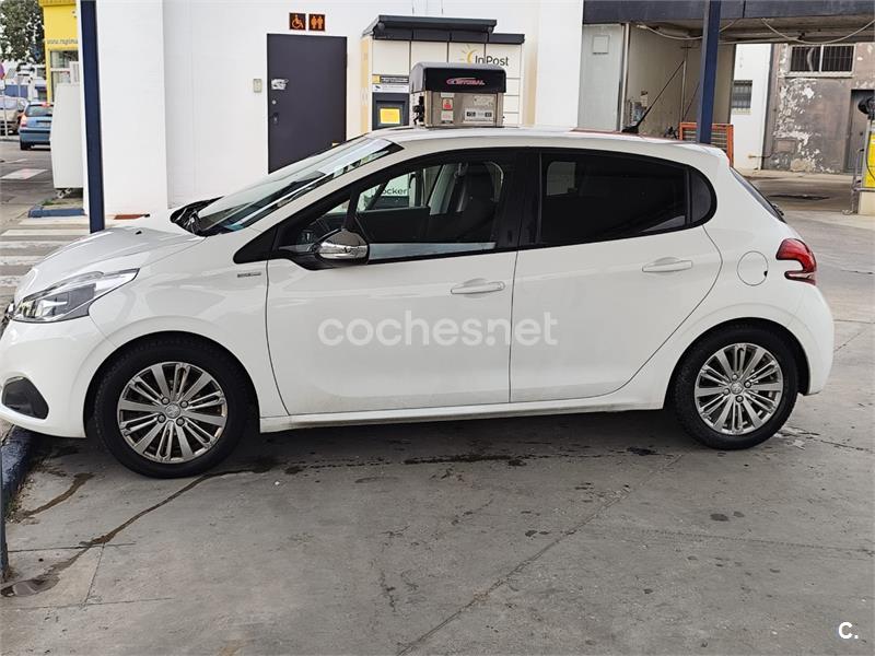 PEUGEOT 208 STYLE 1.2L PureTech
