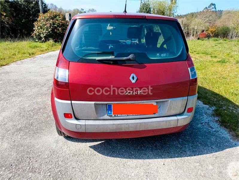 RENAULT Scenic