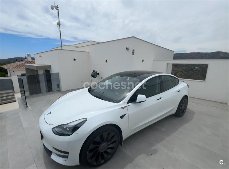 TESLA Model 3 RWD