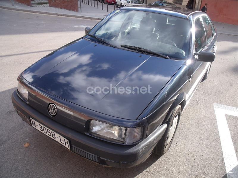 VOLKSWAGEN Passat PASSAT 1.8 CL