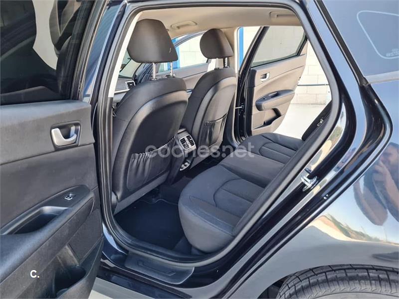 KIA Optima 1.7 CRDi VGT Business DCT EcoDyn