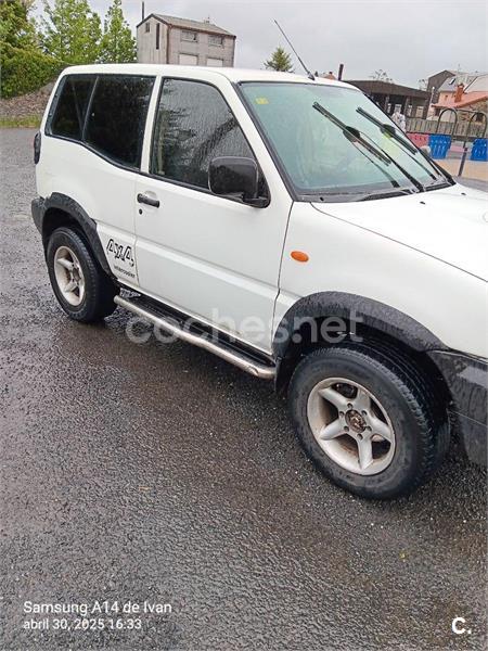 NISSAN Terrano II
