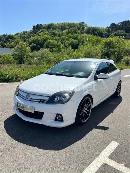 OPEL Astra GTC 1.9 CDTi 120 CV Sport