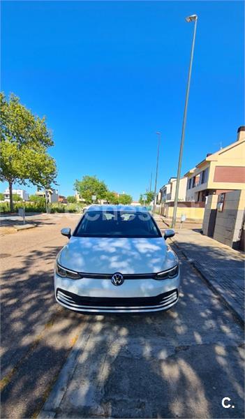 VOLKSWAGEN Golf Life 2.0 TDI