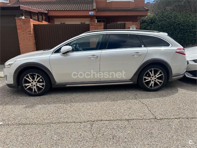 PEUGEOT 508 RXH 2.0 HDi HYbrid4 200 cv