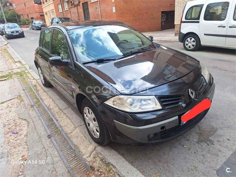 RENAULT Megane
