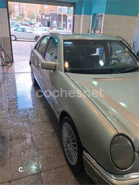 MERCEDES-BENZ Clase E