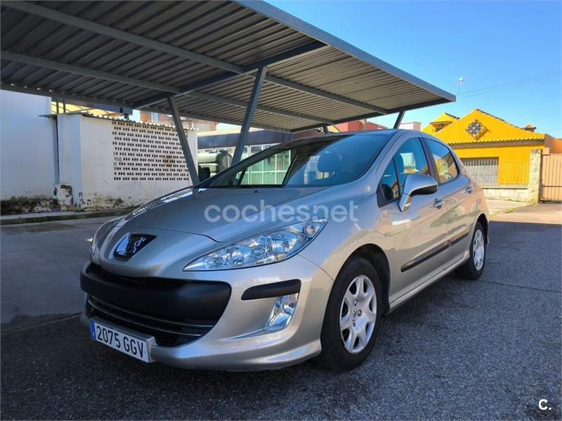 PEUGEOT 308 Confort 1.6 HDI 90