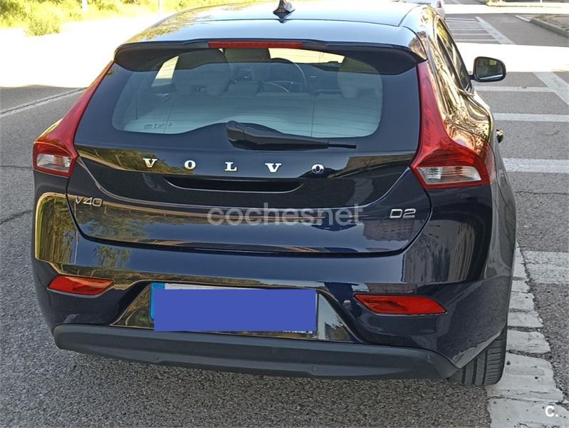 VOLVO V40 2.0 D2 Kinetic