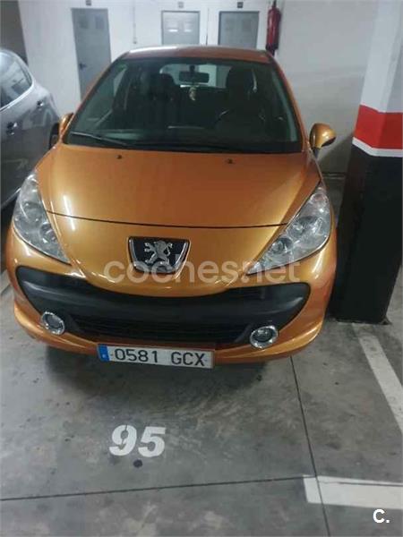 PEUGEOT 207