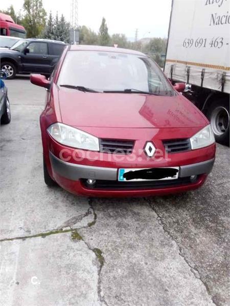 RENAULT Megane